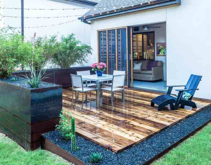 Atomic clerestory transitional resurgence features