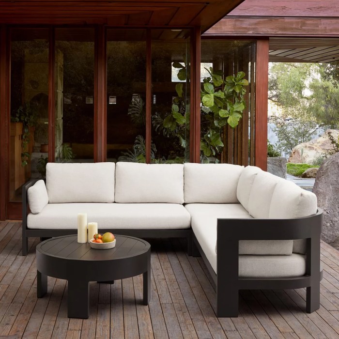 Ultra modern outdoor furniture